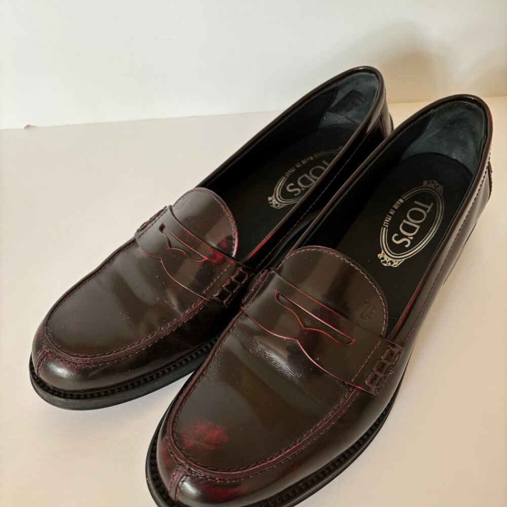 Tod's Penny Loafer Wine Burgundy Maroon Cordovan 39.5 worn once w/ Church's box